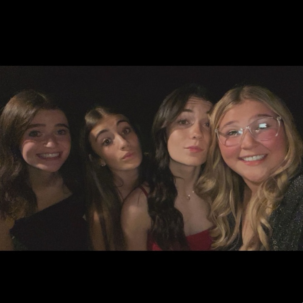 Meet your Posher, Caitlyn